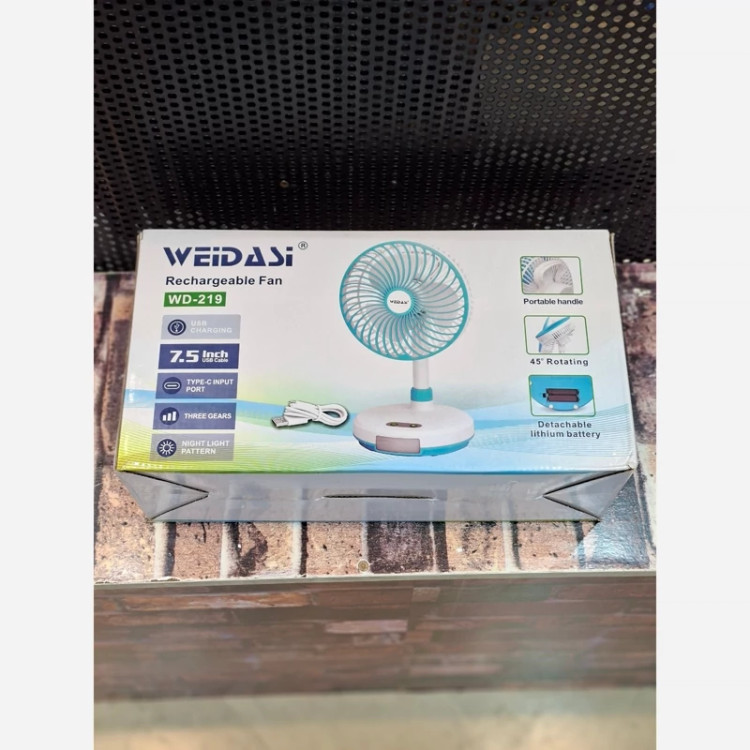 پنکه رنگی کمپی بسیار سبک